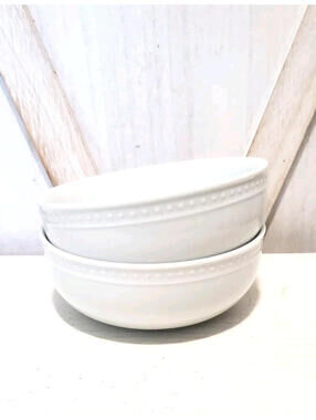 Set of 2 Crate & Barrel Kathleen Wills Staccato White Classic Cereal Bowls Japan